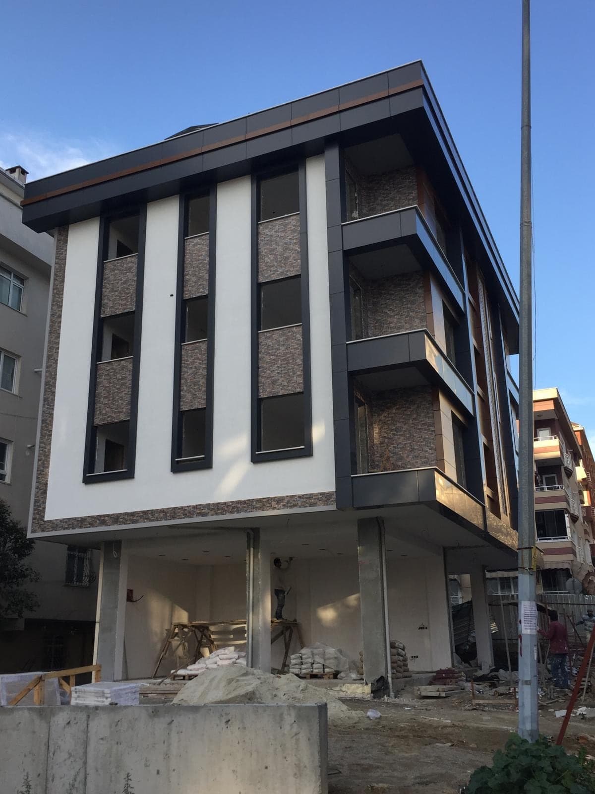 Yunus Emre Caddesi Konut ve Ticari Alan Projesi dış cephe ve uygulama görünümü 2